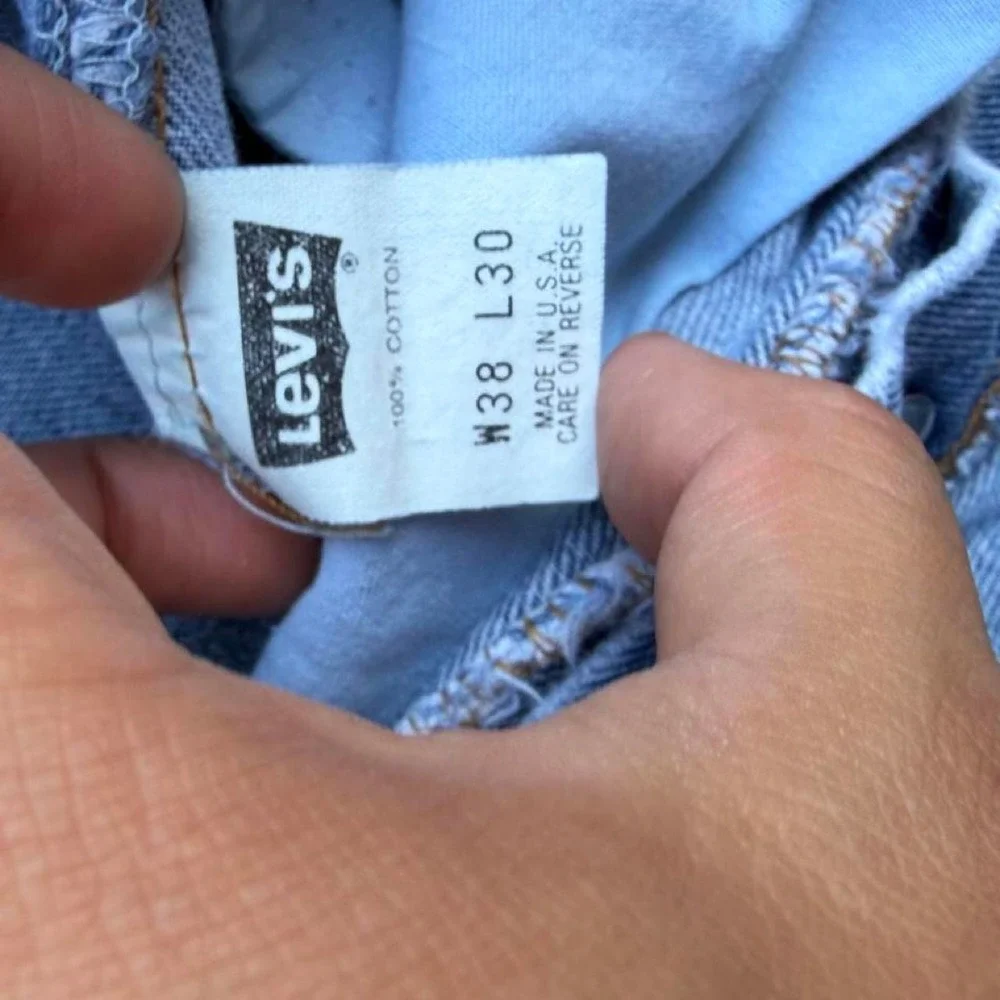 Vintage 90s Levi's 501s made in USA button fly jeans size 36x29
